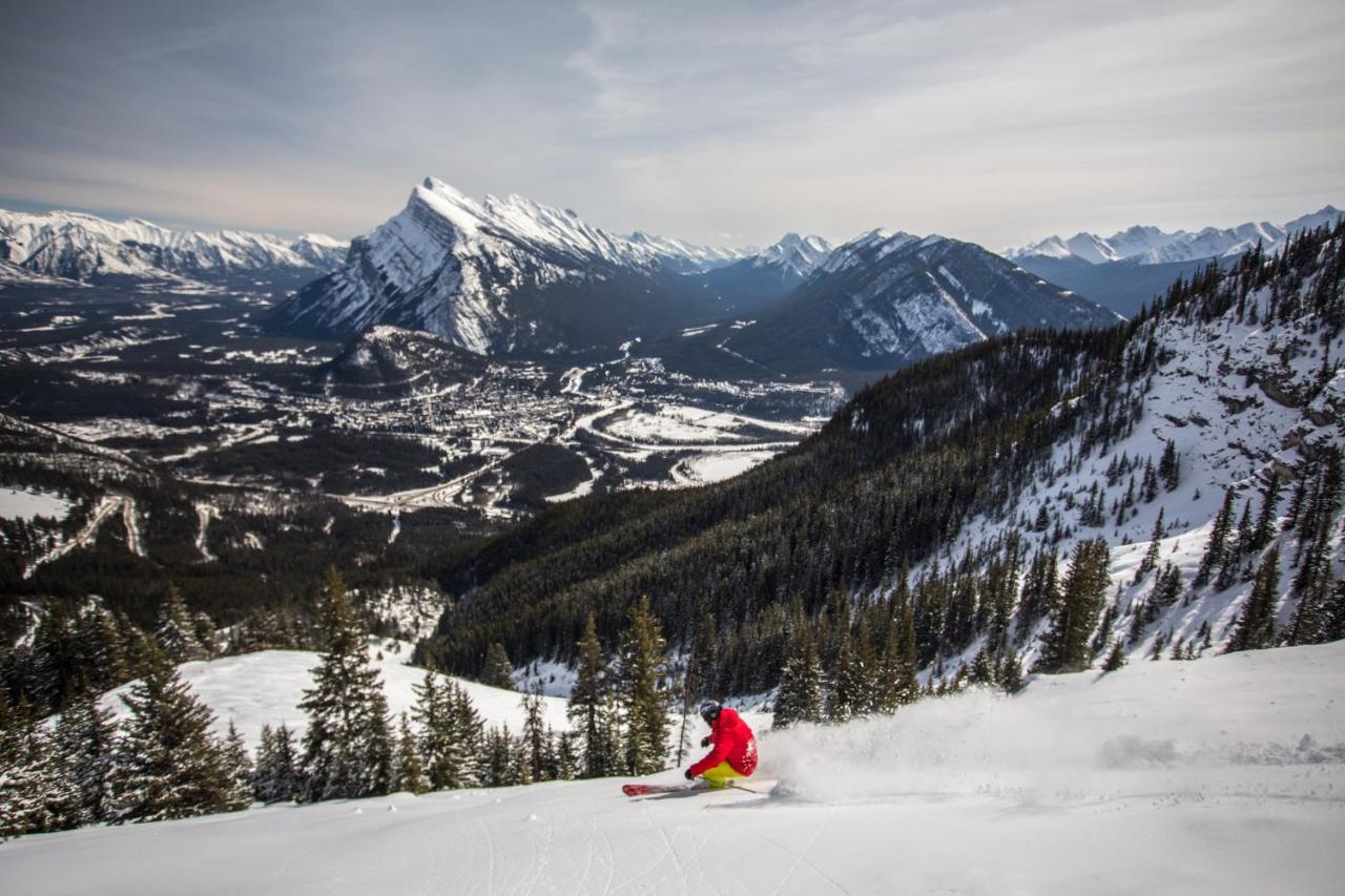 Banff Park Lodge Екстериор снимка