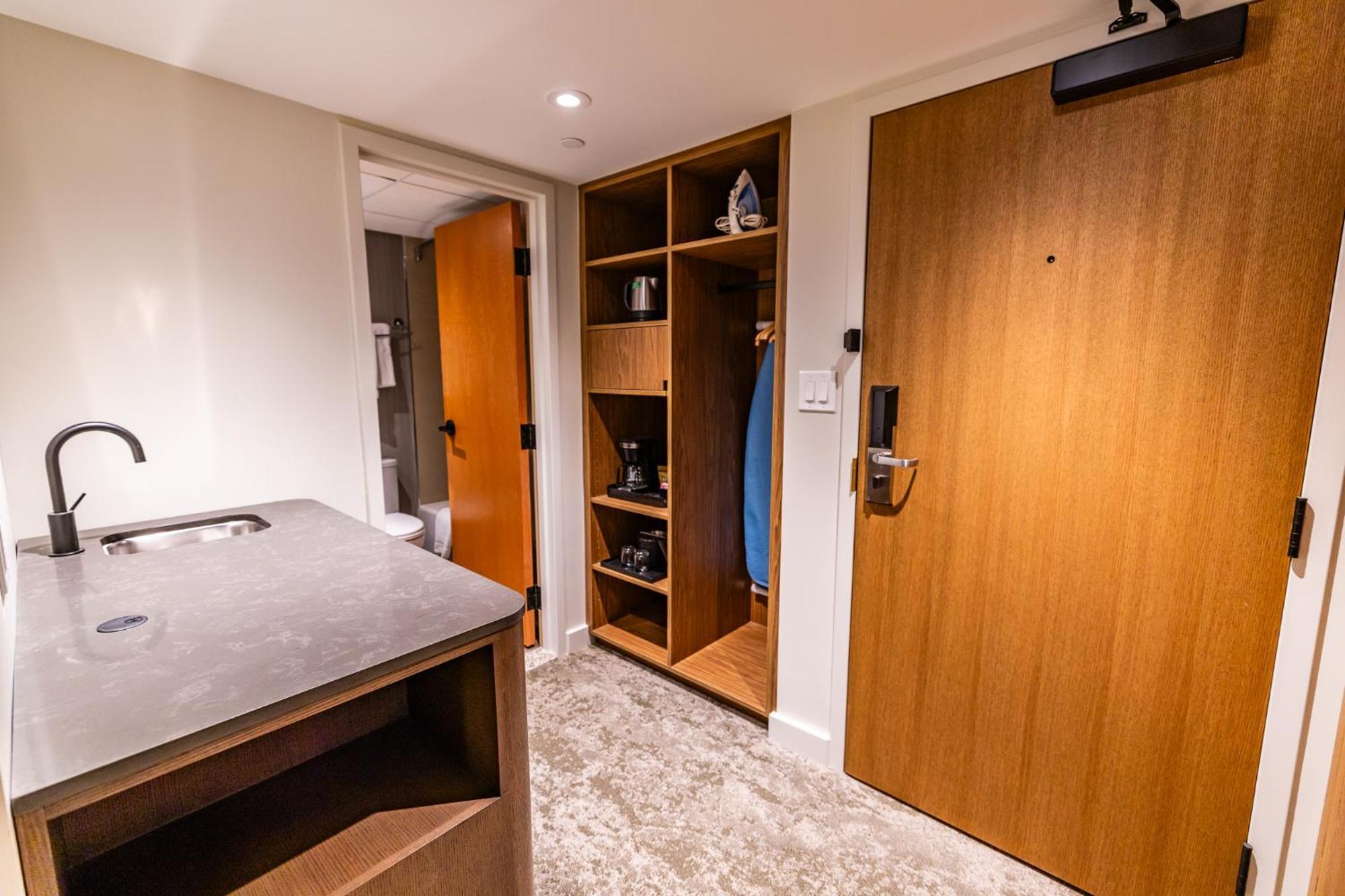 Banff Park Lodge Екстериор снимка